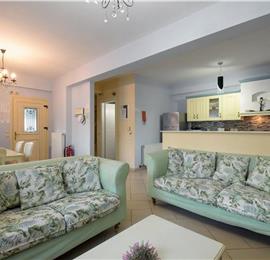 7 bedroom seaside villa with pool, Kassiopi, sleeps 13